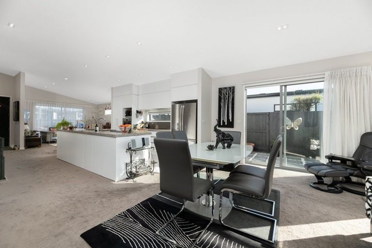 Photo of property in 10 Jacob Street, Brookfield, Tauranga, 3110