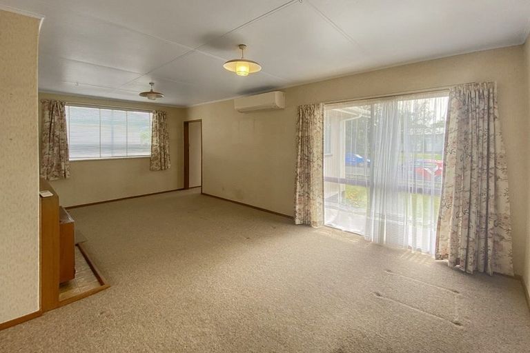 Photo of property in 21 Dampier Avenue, Awapuni, Palmerston North, 4412