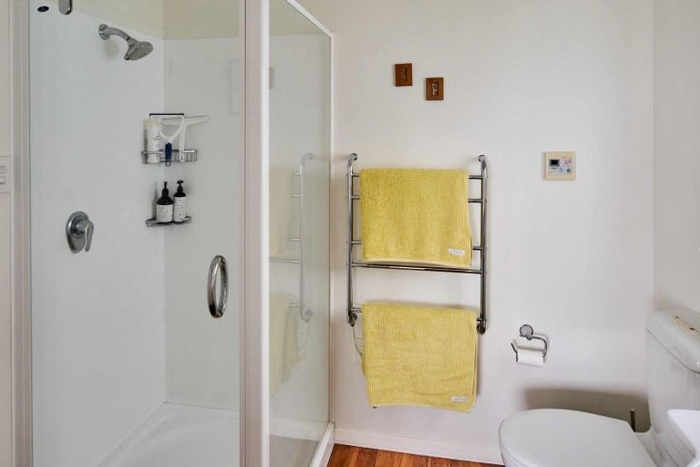 Photo of property in 13 Taumaru Avenue, Lowry Bay, Lower Hutt, 5013