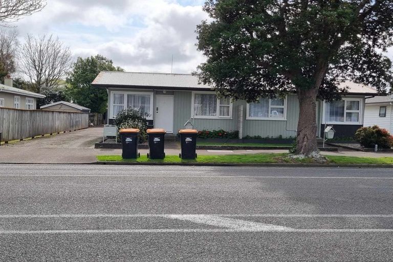 Photo of property in 353 College Street, West End, Palmerston North, 4410