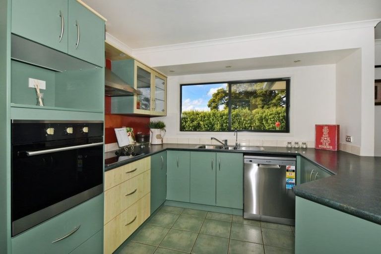 Photo of property in 23 Chatsfield Place, Te Kamo, Whangarei, 0112