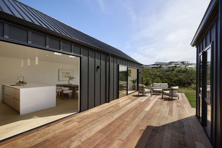 Photo of property in 23 Snapper Crescent, Omokoroa, 3114