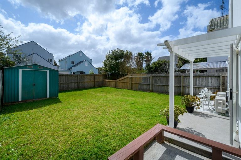 Photo of property in 8 Blumhardt Place, Avondale, Auckland, 1026