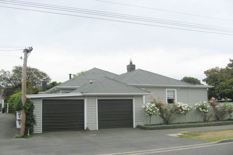Photo of property in 25 Tomes Road, St Albans, Christchurch, 8052