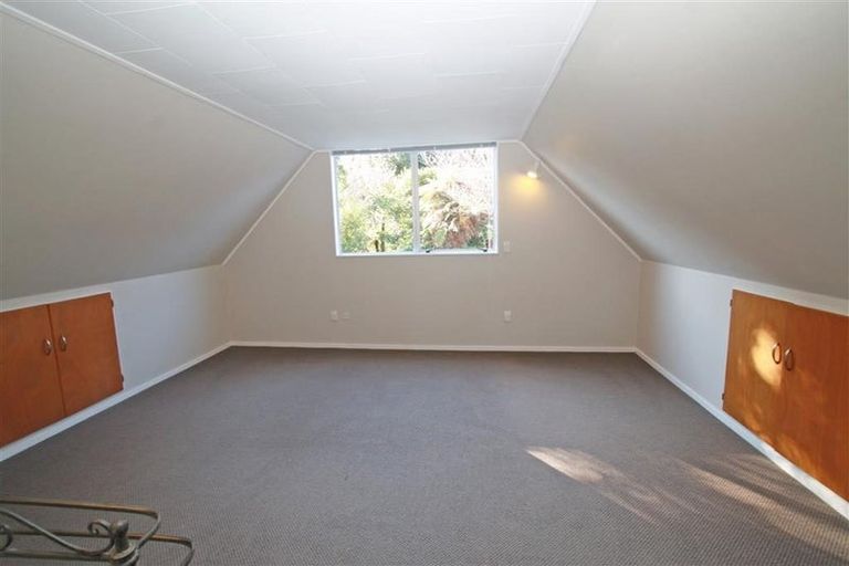 Photo of property in 5 Lombardy Place, Whalers Gate, New Plymouth, 4310