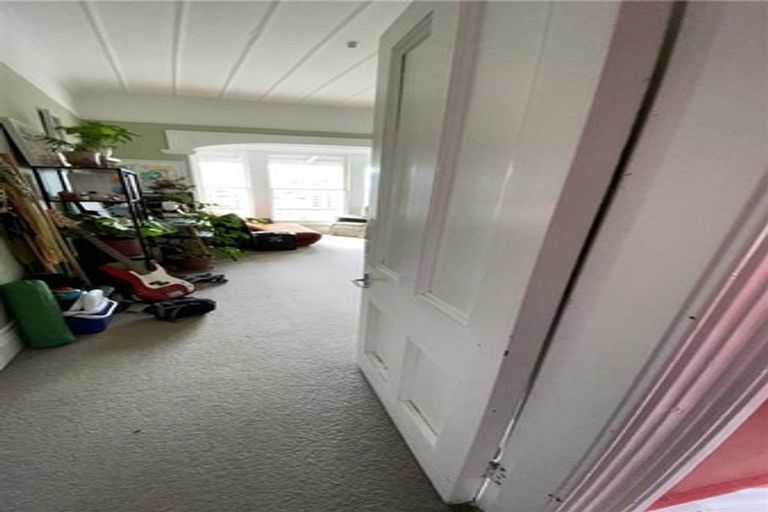 Photo of property in 1/14 Clifton Terrace, Kelburn, Wellington, 6012