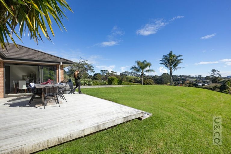 Photo of property in 25 School Road, Waimauku, 0881