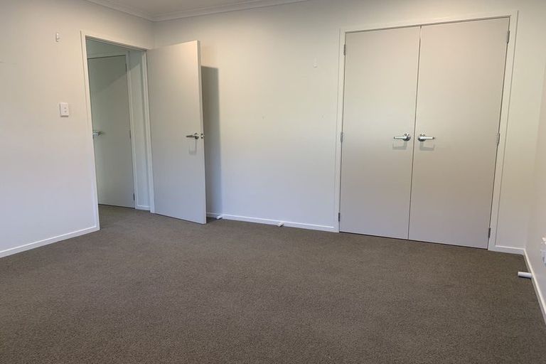 Photo of property in 17 Somerby Mews, Silverstream, Upper Hutt, 5019