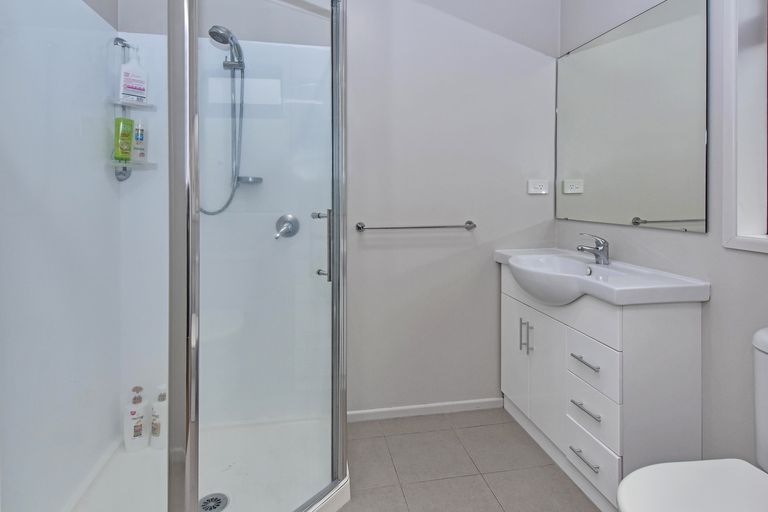 Photo of property in 66a Wellington Street, Pukekohe, 2120