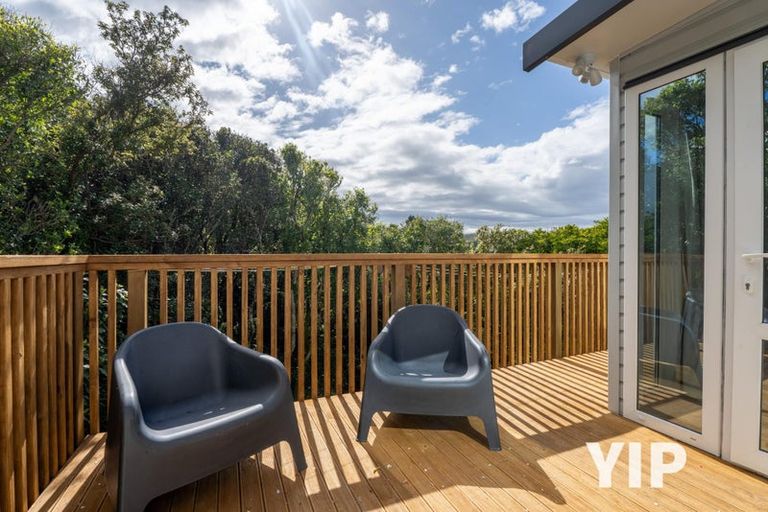 Photo of property in 23 Padnell Crescent, Paparangi, Wellington, 6037