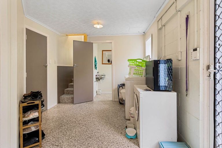 Photo of property in 3 Sloss Road, Tokoroa, 3491