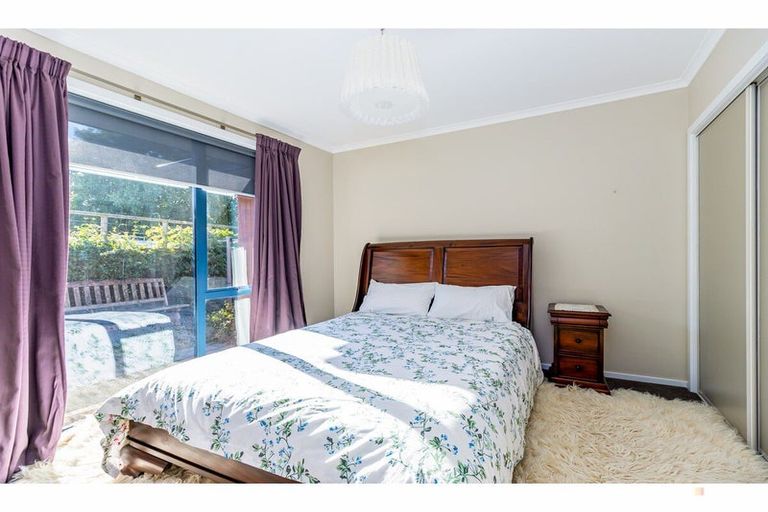 Photo of property in 1 Eric Batchelor Place, Waimate, 7924