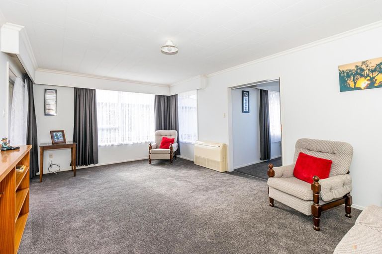 Photo of property in 10a Churchill Place, Waimate, 7924