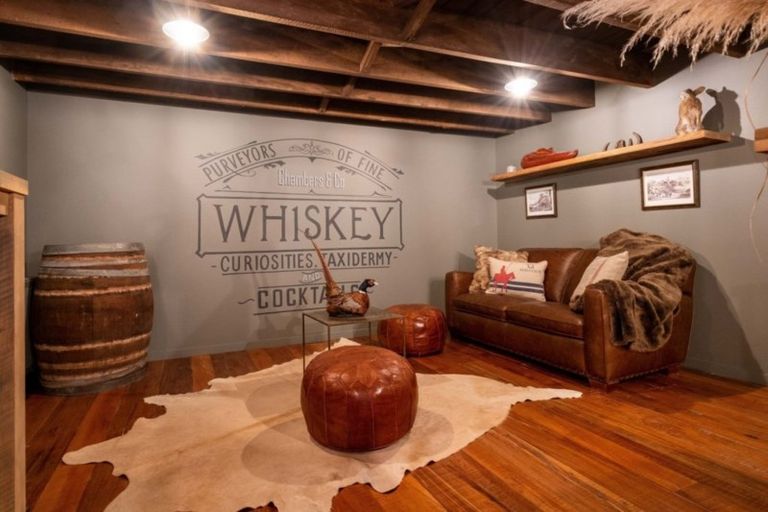 Photo of property in 337 Te Mata Road, Havelock North, 4294