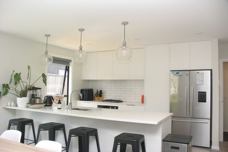 Photo of property in 25 Bale Road, Jacks Point, 9371