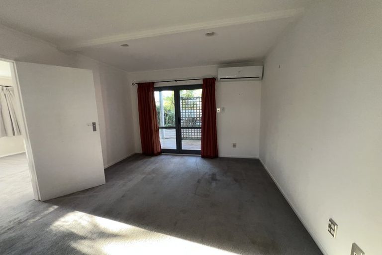 Photo of property in 8 Beacon Avenue, Campbells Bay, Auckland, 0630