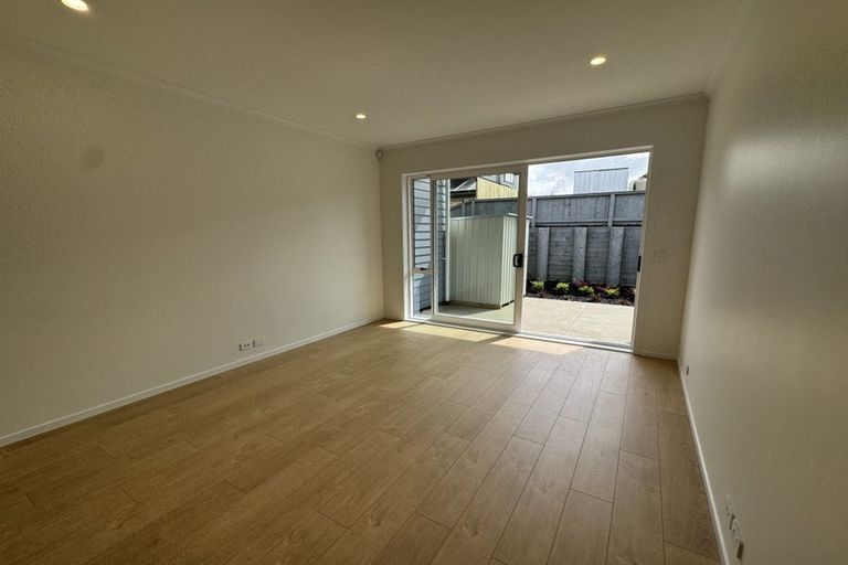 Photo of property in 129 Kopuru Road, Whenuapai, Auckland, 0618