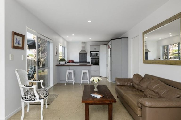 Photo of property in 23b Kentia Avenue, Mount Maunganui, 3116
