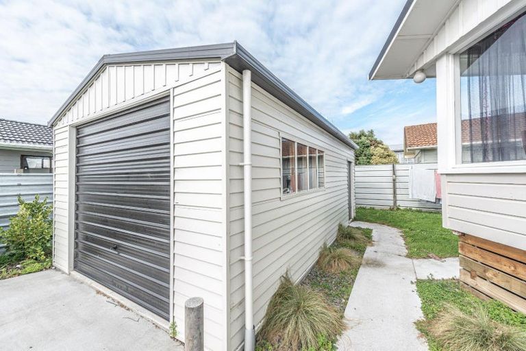 Photo of property in 201a Puriri Street, Castlecliff, Whanganui, 4501