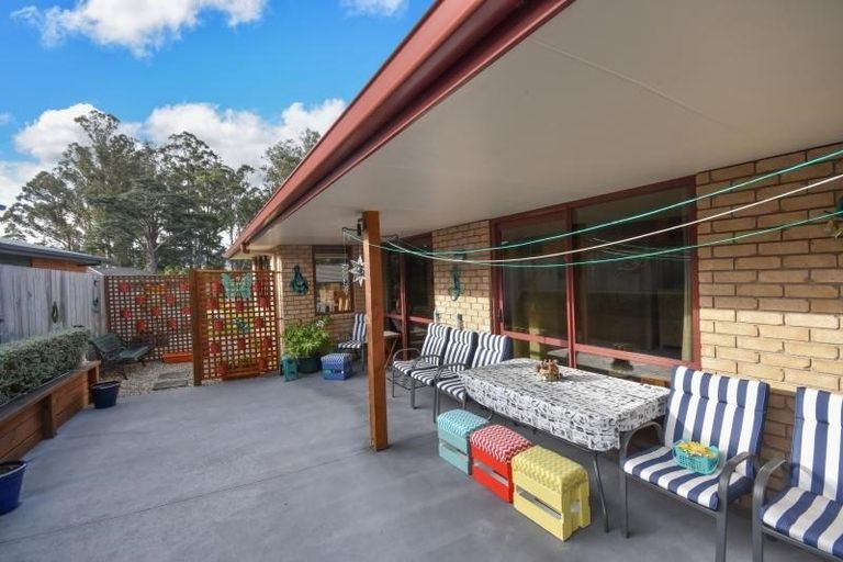 Photo of property in 5 Saint James Place, Fairfield, Dunedin, 9018