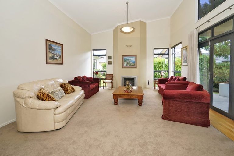 Photo of property in 21 Glen Cree Avenue, Rototuna, Hamilton, 3210