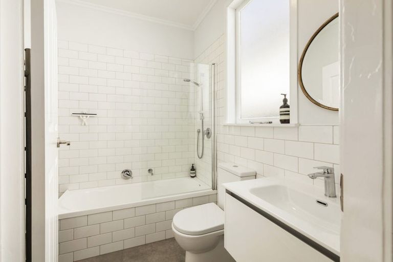 Photo of property in 9 Te Whiti Street, Kilbirnie, Wellington, 6022