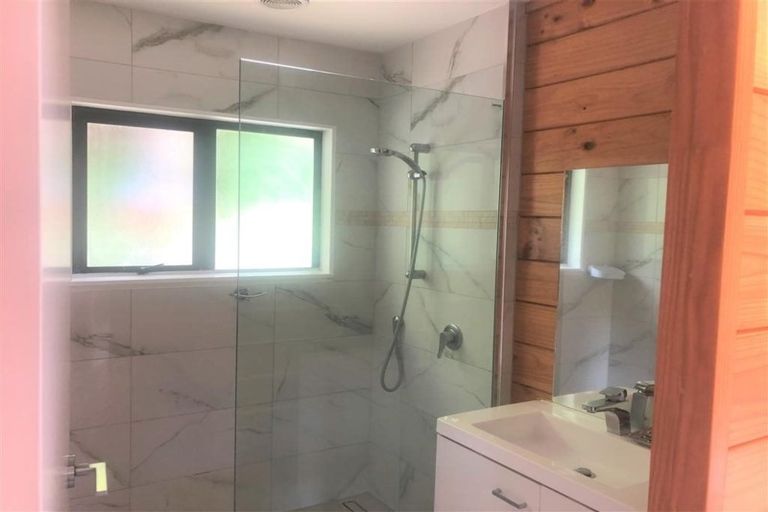 Photo of property in 80 Howard Road, Point Howard, Lower Hutt, 5013