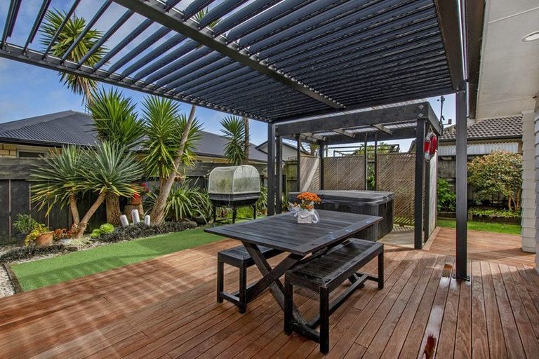 Photo of property in 4 Sea Dune Place, Ruakaka, 0116