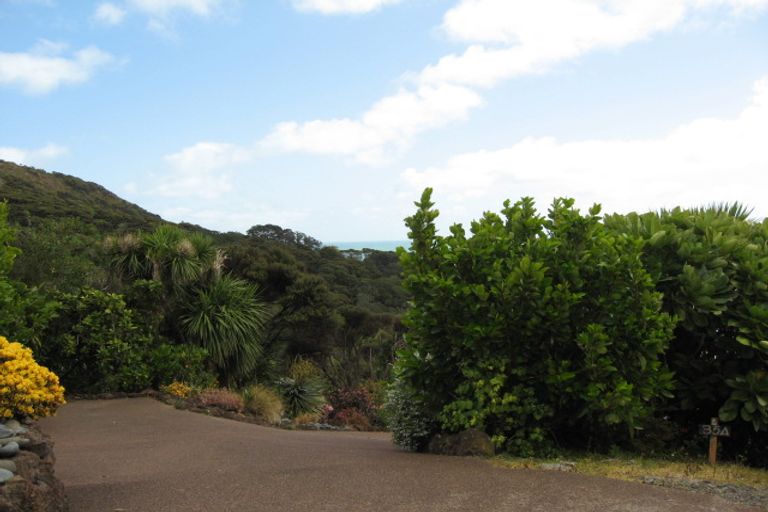 Photo of property in 41 Rayner Road, Piha, New Lynn, 0772