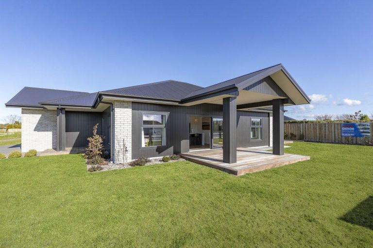 Photo of property in 2 Benn Street, Amberley, 7481