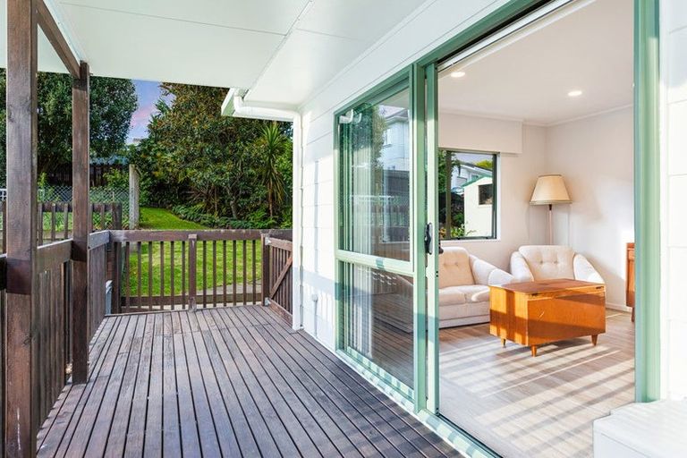 Photo of property in 171 Edmonton Road, Te Atatu South, Auckland, 0610