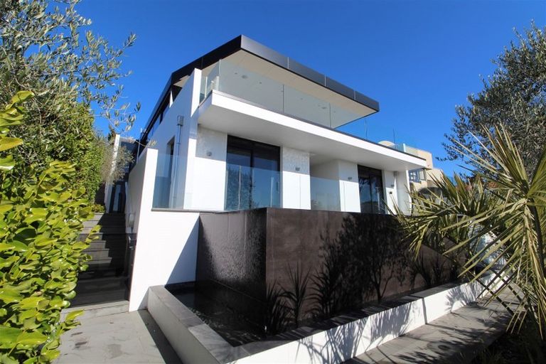 Photo of property in 35 June Street, Highfield, Timaru, 7910