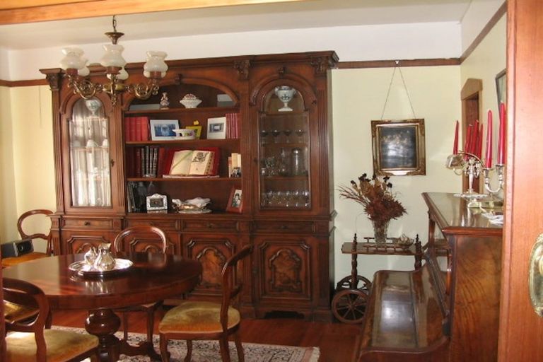 Photo of property in 9 Rimu Road, Kelburn, Wellington, 6012