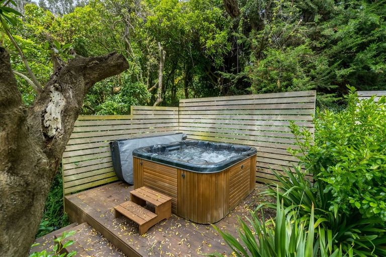 Photo of property in 146 Ravenswood Road, Saint Clair, Dunedin, 9012