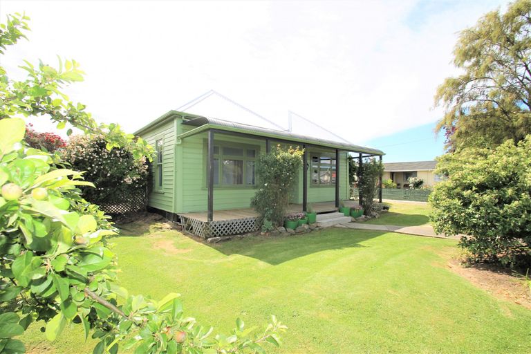 Photo of property in 17 Carlyle Road, Mosgiel, 9024