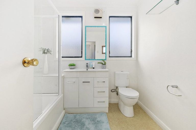 Photo of property in 43 Waiuta Street, Titahi Bay, Porirua, 5022