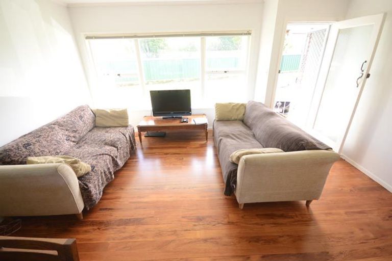 Photo of property in 4/13 Creamer Avenue, Belmont, Auckland, 0622