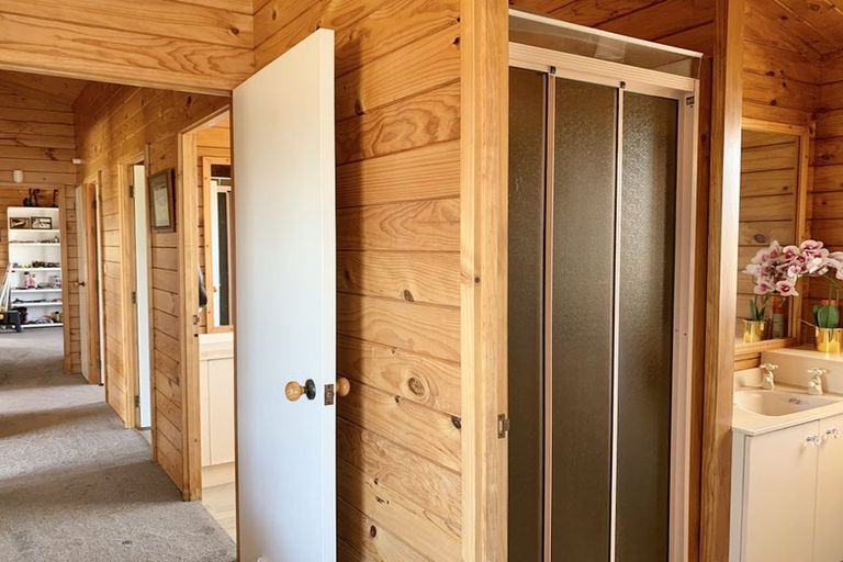 Photo of property in 66a Bibby Street, Waipawa, 4210