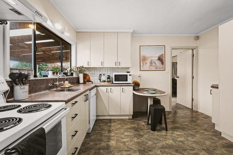 Photo of property in 43 James Foley Avenue, Pirimai, Napier, 4112