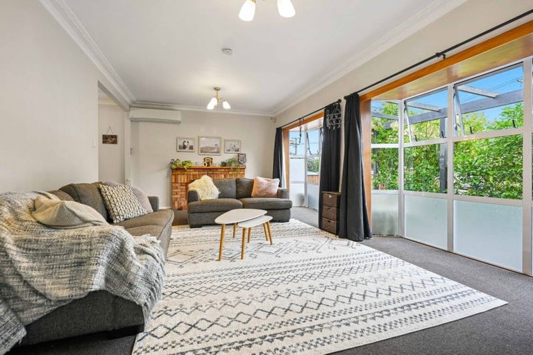 Photo of property in 20 Vardon Road, St Andrews, Hamilton, 3200