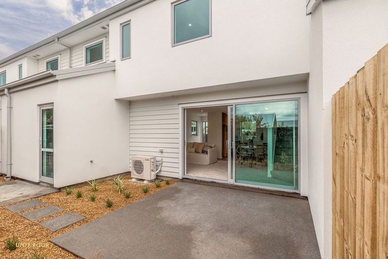 Photo of property in 112b Wildberry Street, Woolston, Christchurch, 8023