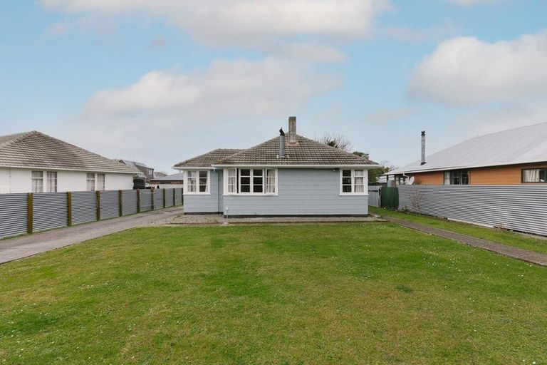 Photo of property in 45 Tweed Street, Roslyn, Palmerston North, 4414
