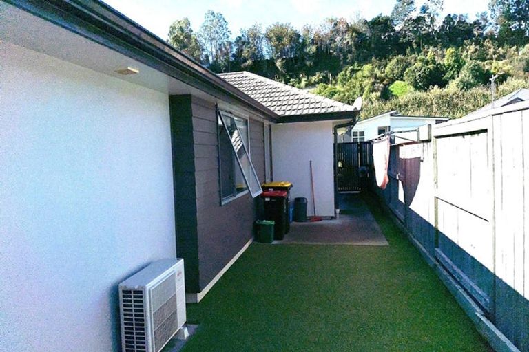Photo of property in 32 Pakanga Grove, Pyes Pa, Tauranga, 3112