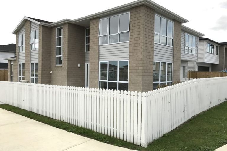 Photo of property in 14 Creggan Crescent, Flat Bush, Auckland, 2019