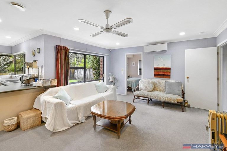 Photo of property in 28 Lemonwood Place, The Gardens, Auckland, 2105