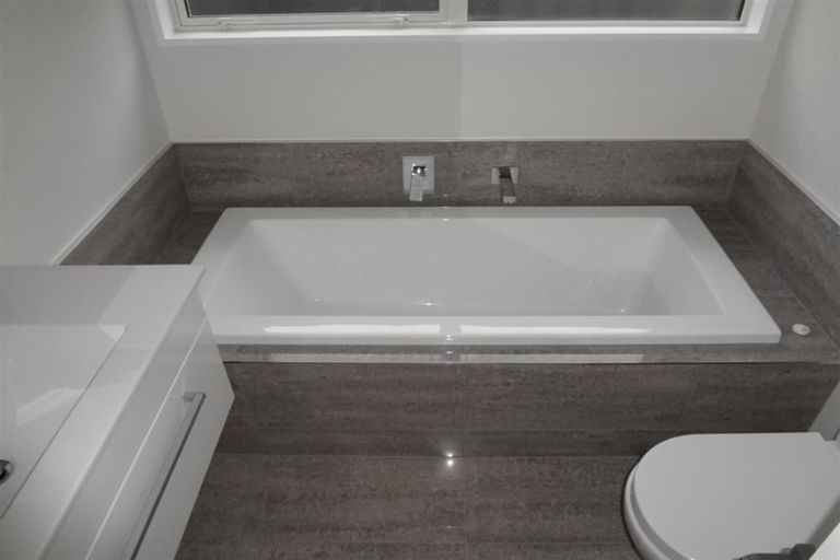 Photo of property in 83 Caulfield Avenue, Halswell, Christchurch, 8025