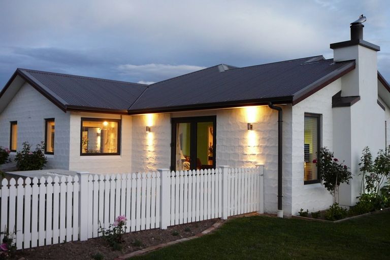 Photo of property in 8 Chandler Crescent, Clyde, 9330