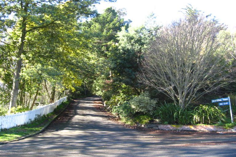 Photo of property in 10 Sherwood Lane, Cashmere, Christchurch, 8022