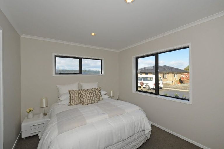 Photo of property in 89 Riverstone Drive, Riverstone Terraces, Upper Hutt, 5018