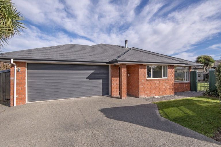 Photo of property in 71 North Terrace, Darfield, 7510